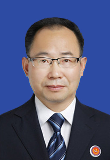 李华